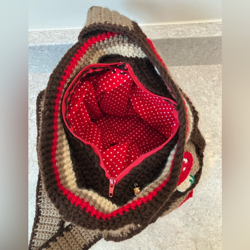 Granny Squares Mushroom Bag - Picture 6 of 6